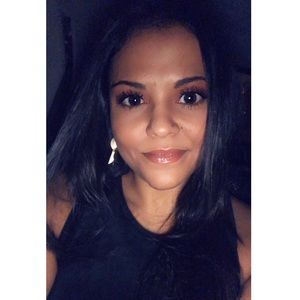 Meet your Posher, Dana